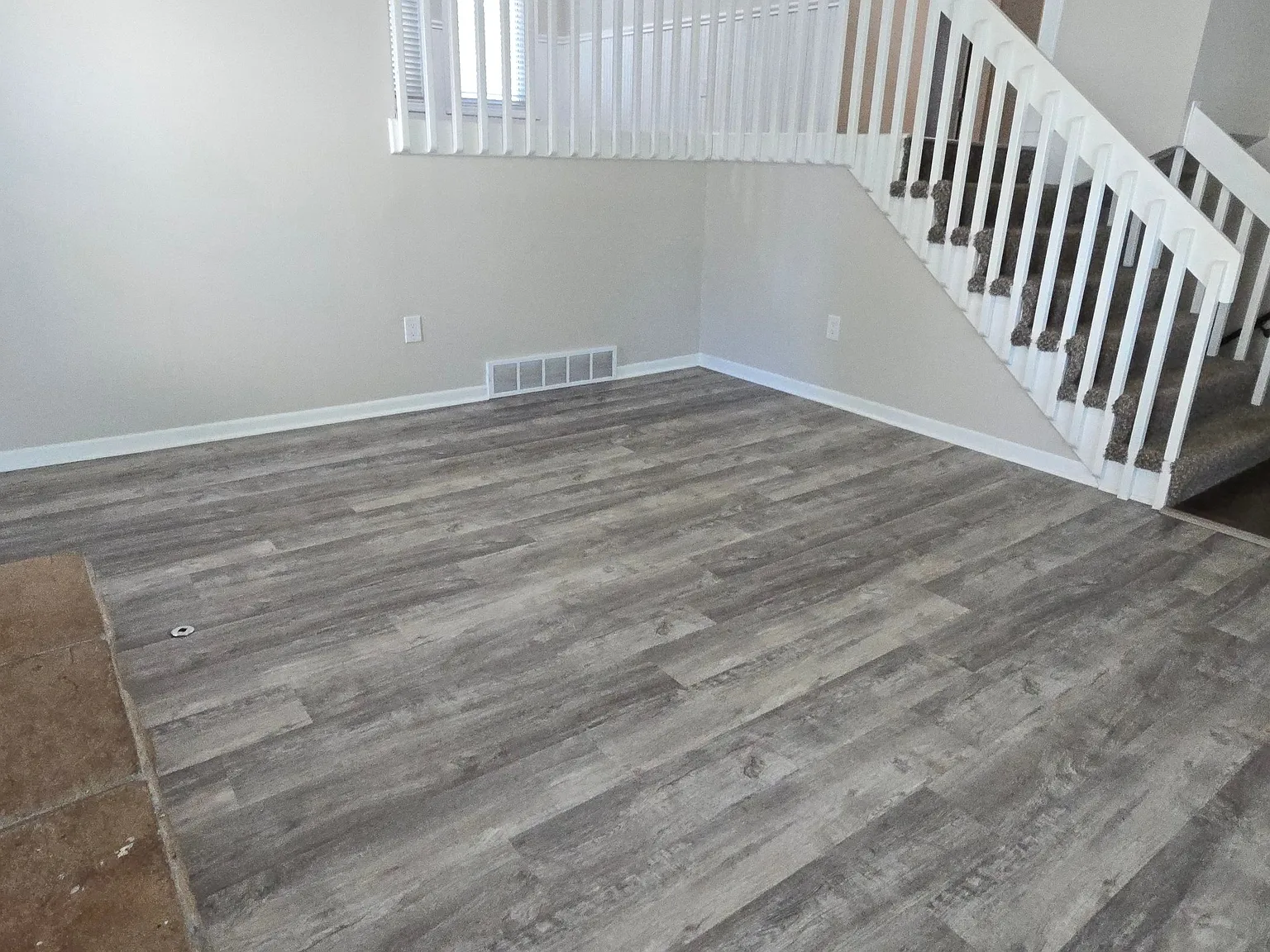 3 bed, 2.0 bath, 1312 sqft, $2,695 — Photo 4