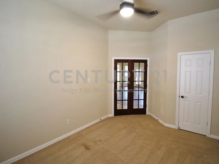 2610 Tall Meadows Dr — Photo 21
