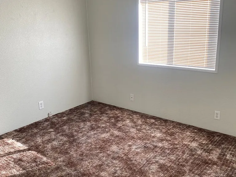 1340 Madison St #5 — Photo 16