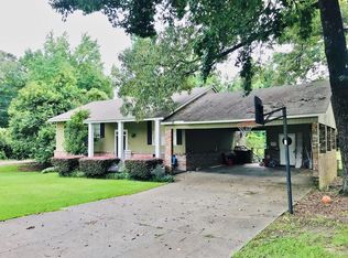 504 Faulkner Dr, McComb, MS 39648