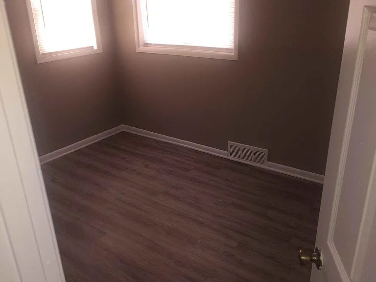 2922 Colorado Ave — Photo 6