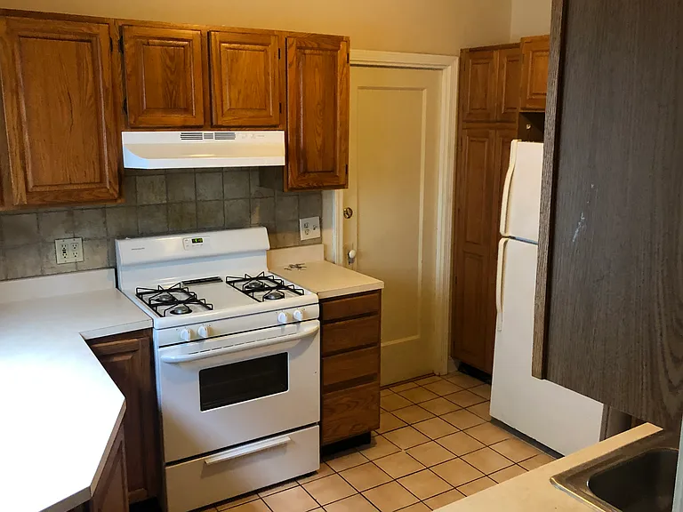 106 Genesee Park Blvd #A — Photo 3