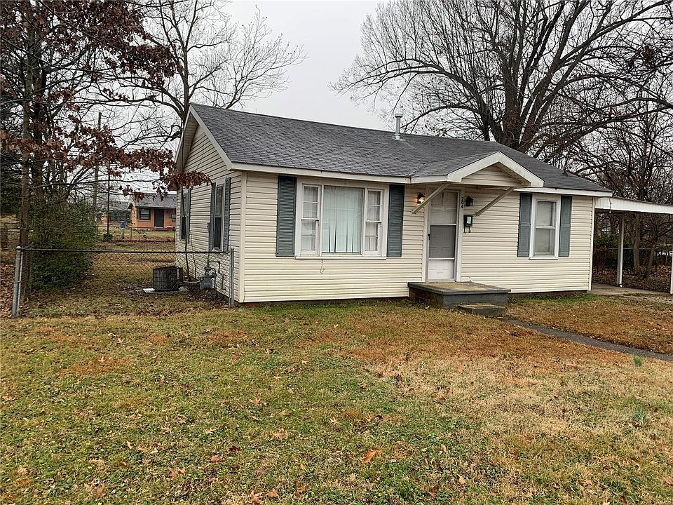 1st image of 204 W Victor St