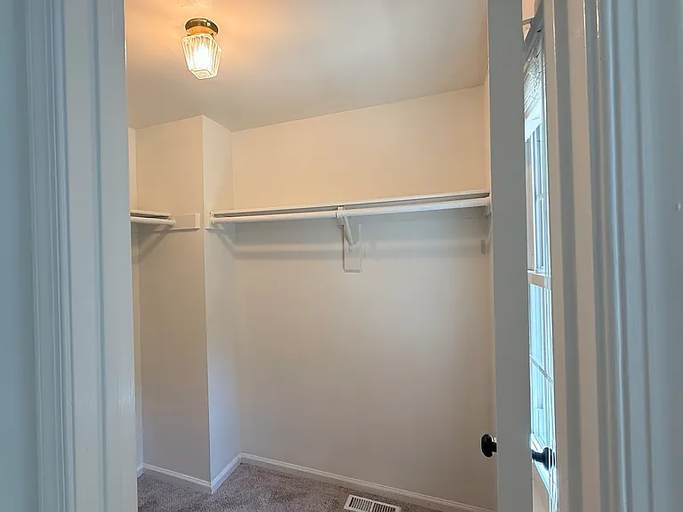 10100 Walnut Wood Ct — Photo 6