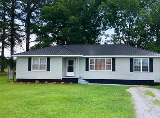 902 Lonesome Bend Rd, Glencoe, AL 35905