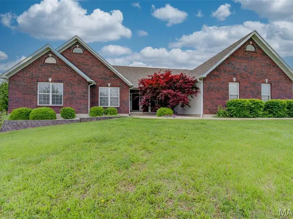 322 Gerard Ln, Moscow Mills, MO 63362