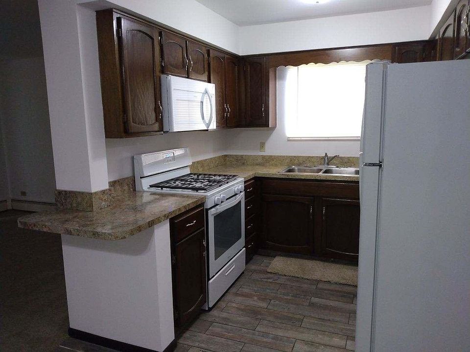 609 W 65th St, Westmont, IL 60559 Zillow