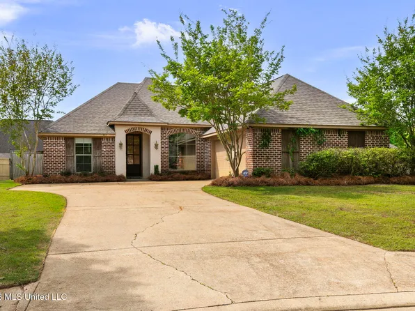 903 Timberton Dr, Pearl, MS 39208