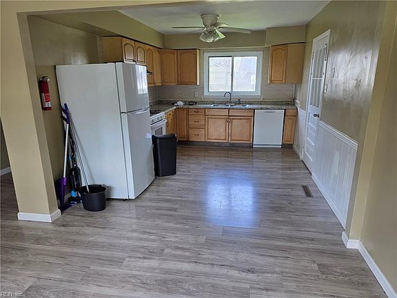 5th image of 613 Tyson Rd