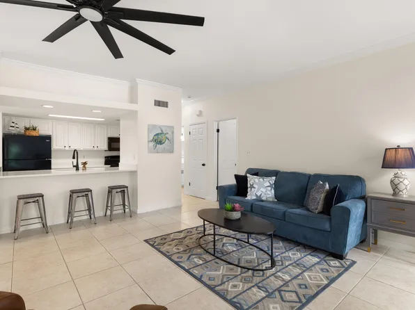 3850 Indian Trl APT 107, Destin, FL 32541