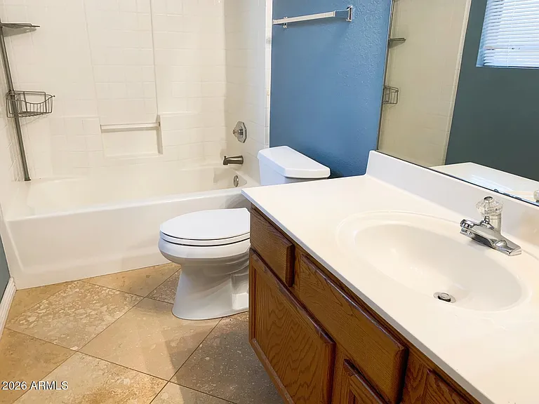 354 W Bolero Dr — Photo 8