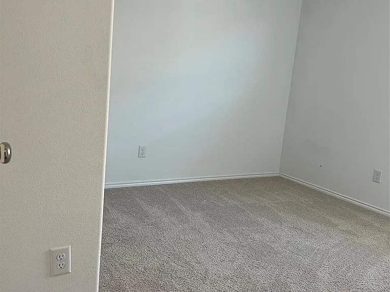 7300 Jackrabbit Ave — Photo 11