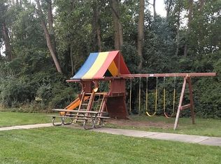 240 Windsor St #B08, Alma, MI 48801