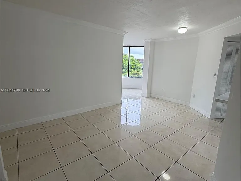 8305 SW 152nd Ave #Penthouse 1 — Photo 2
