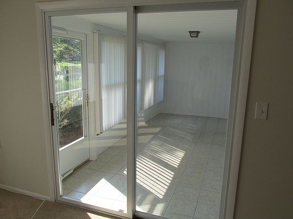 5th image of 1084C Argyll Cir