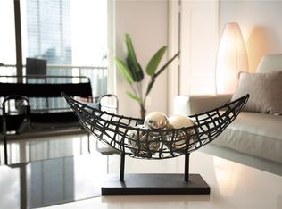 1200 Brickell Bay Dr APT 3515, Miami, FL 33131
