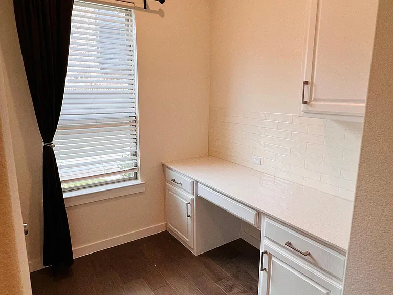 1175 Lake City Ave — Photo 10