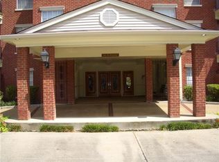 801 Rue Burgundy APT 219, Metairie, LA 70005