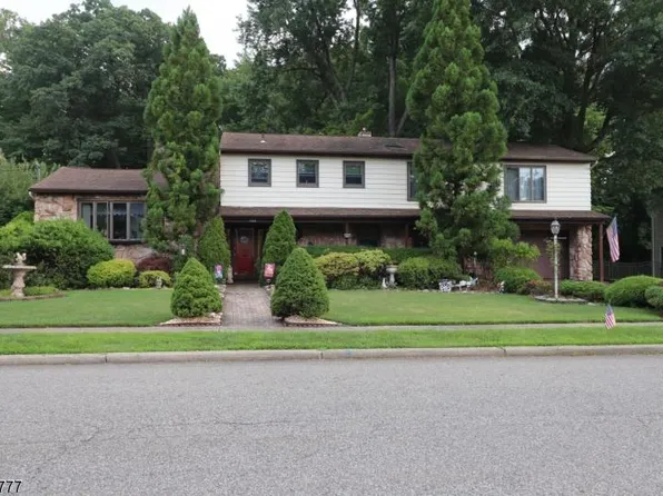 134 Laauwe Ave, Wayne, NJ 07470