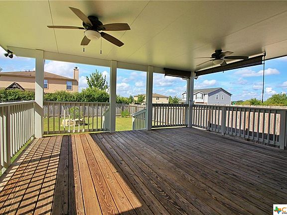 3rd image of 667 Crosspoint Dr