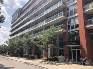 349 McLeod St #820, Ottawa, ON K2P 0S1