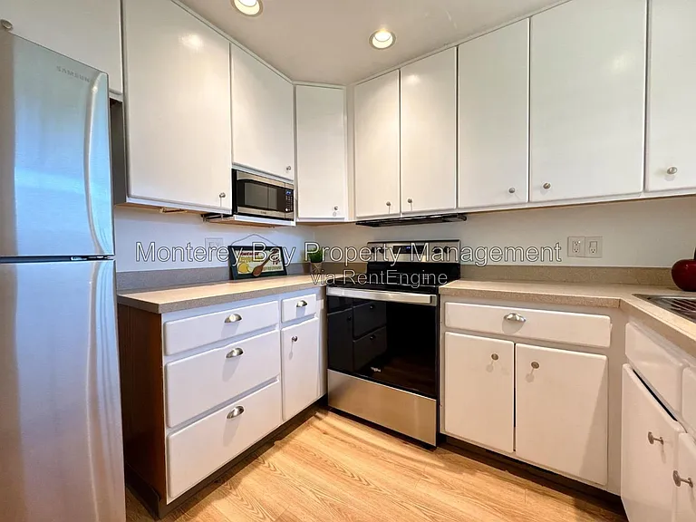 97 Hacienda Carmel — Photo 11