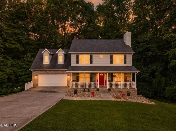 153 Autumn Dr, Clinton, TN 37716