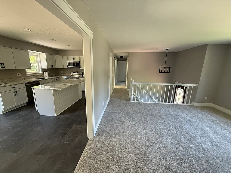 1606 Sunnyacres Rd — Photo 10