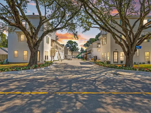 218 Steiner Oaks, Lafayette, LA 70508