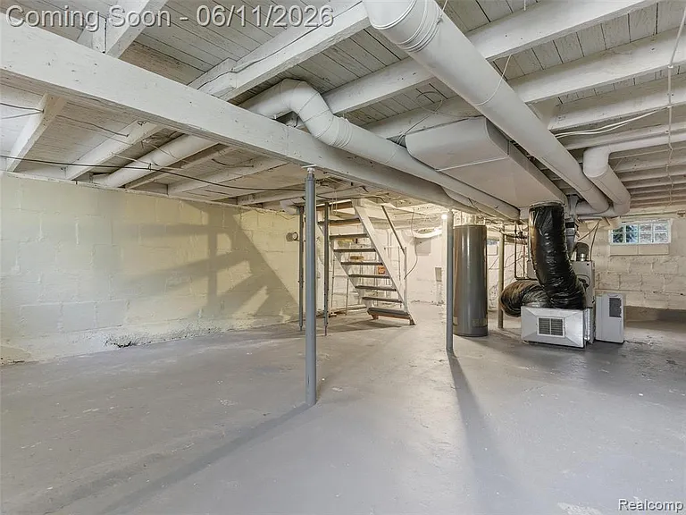 404 La Plaza Ct — Photo 18