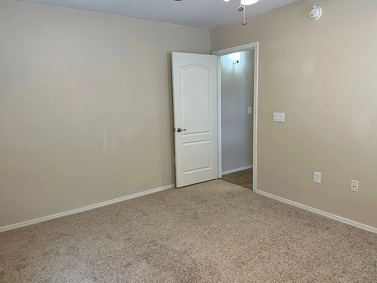 1350 S Greenfield Dr #2073 — Photo 17