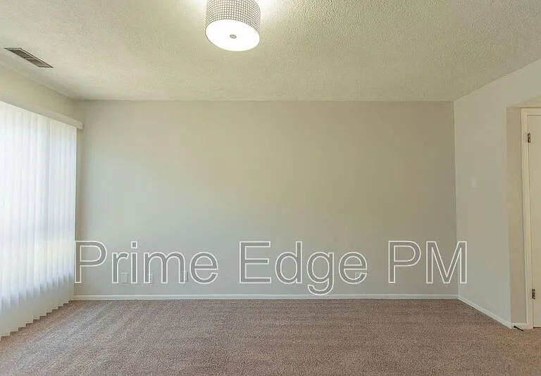 6235 Holdrege St #A3-apt A3 — Photo 8