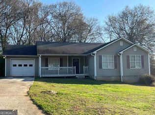 328 Mary Alice Dr, Winder, GA 30680