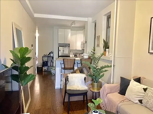 Rented by Living New York | media 1