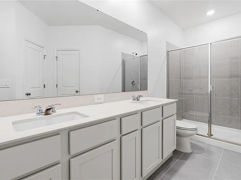3143 Kurtz Ter — Photo 14