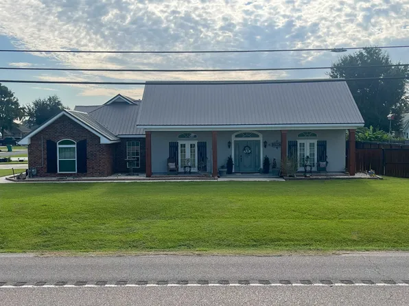 102 S Bayou Estates Dr, Des Allemands, LA 70030