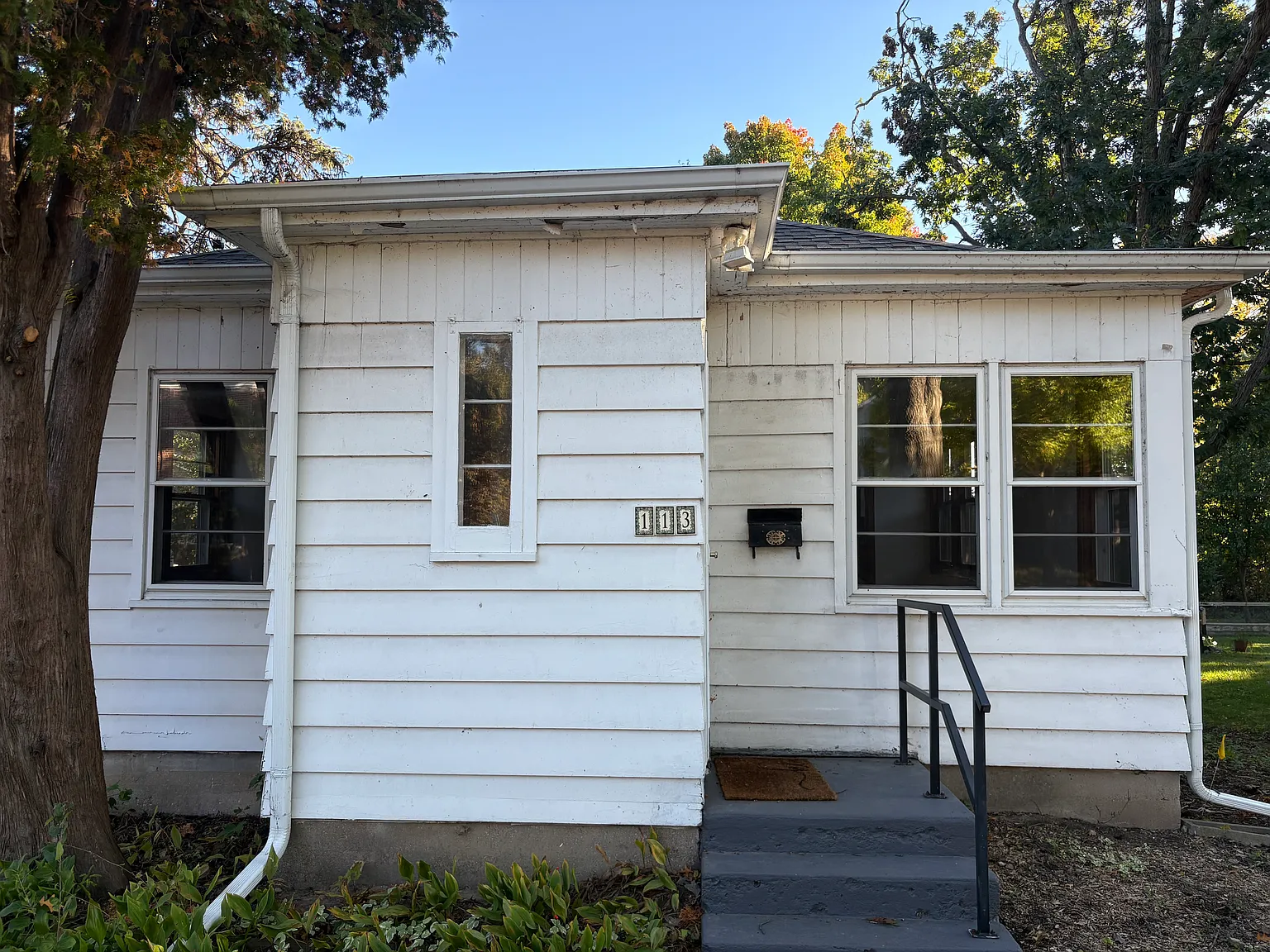 2 bed, 746 sqft, $2,550 — Photo 1