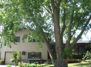 305 8th Ave W, Ellendale, MN 56026