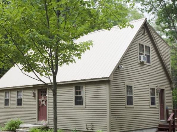 28 Wedgewood Dr, North Conway, NH 03860
