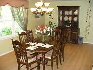 full size dining room