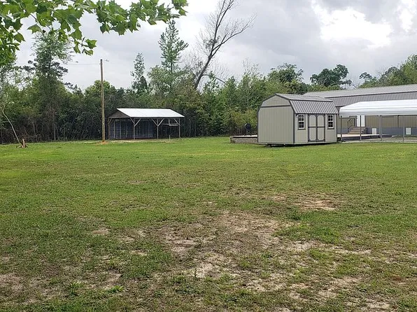 8083 Eugenia St, Sneads, FL 32460