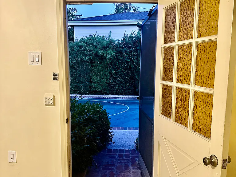 Cadbury Rd — Photo 16