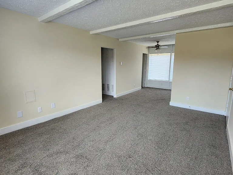 Huntley Ridge East — Photo 37