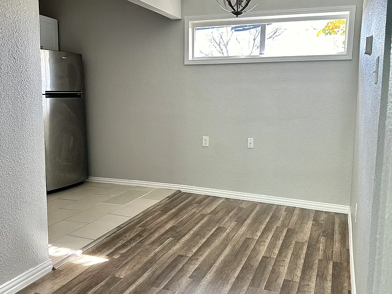225 N. Munger Blvd - Small Apartment Community in East Dallas — Photo 9