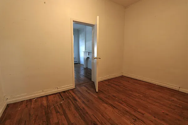 Rented by Empyreal Realty, Inc. | media 4