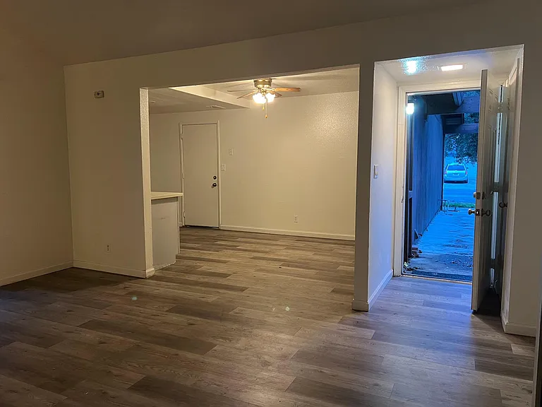 9603 Cody Way #9603 — Photo 4