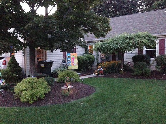 Beautifully landscaped yard