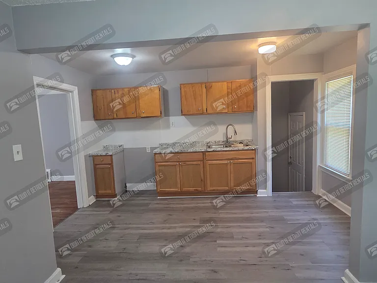 19535 Lenore — Photo 19