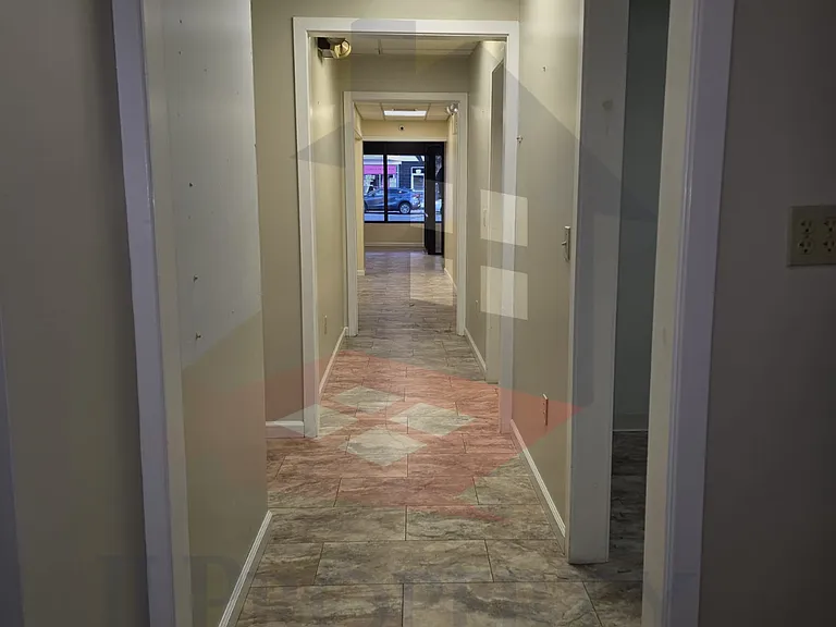 319 Pocasset Ave #6 — Photo 9