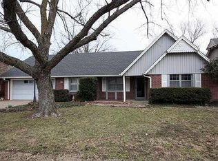 6633 E 46th Pl, Tulsa, OK 74145